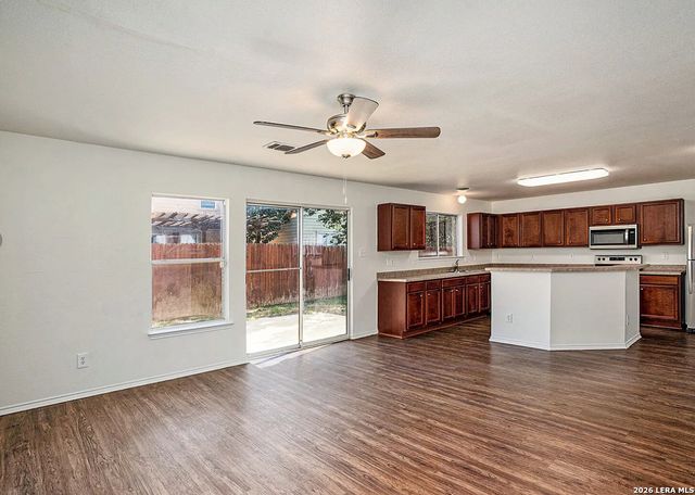 742 Pinafore, San Antonio, TX 78253