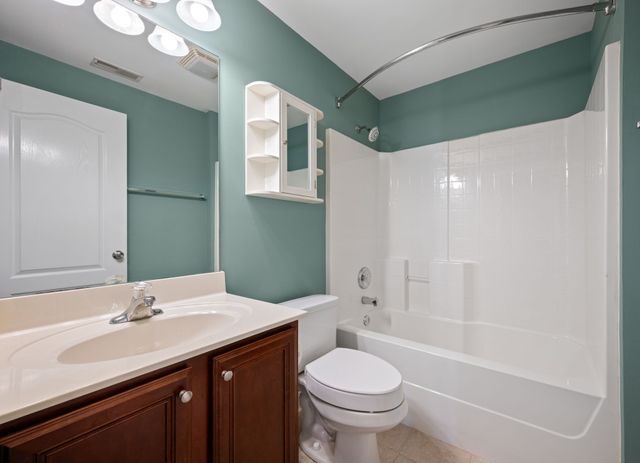 6952 Highway 70 S Apt 129, Nashville, TN 37221