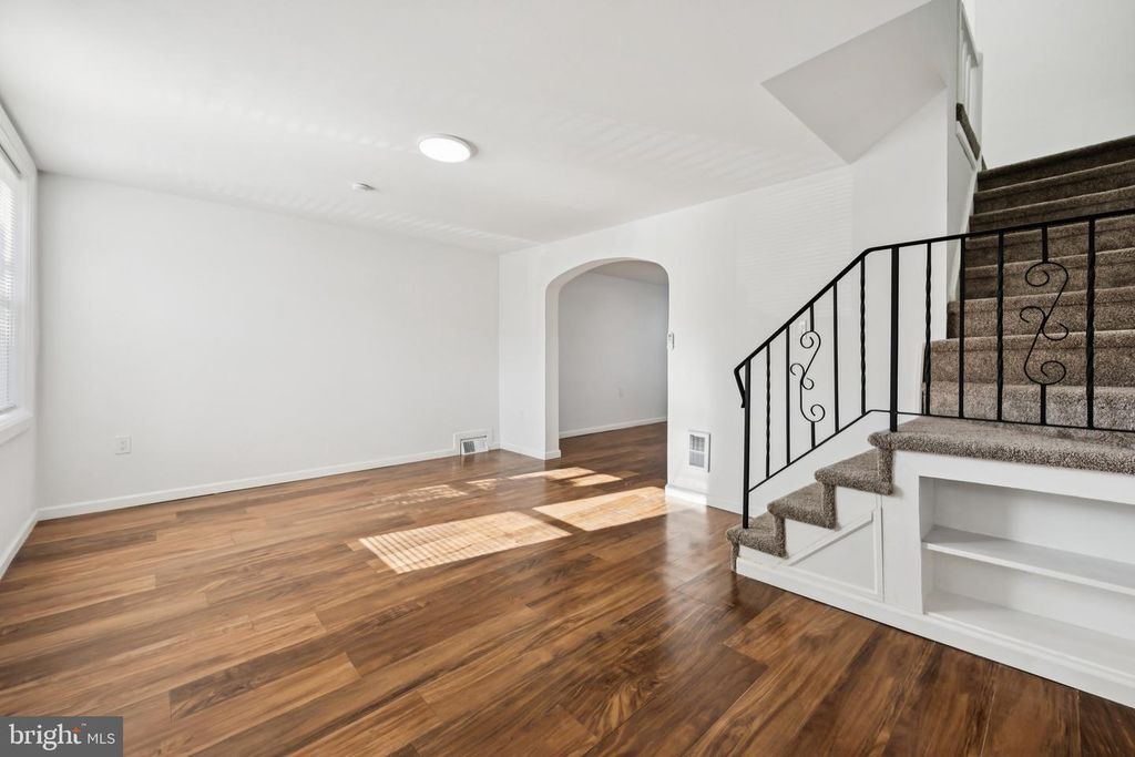 2940 N CONSTITUTION RD, CAMDEN, NJ 08104 — photo 5