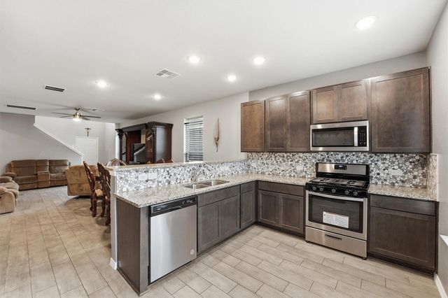 24818 Russet Bluff Trail, Houston, TX 77336