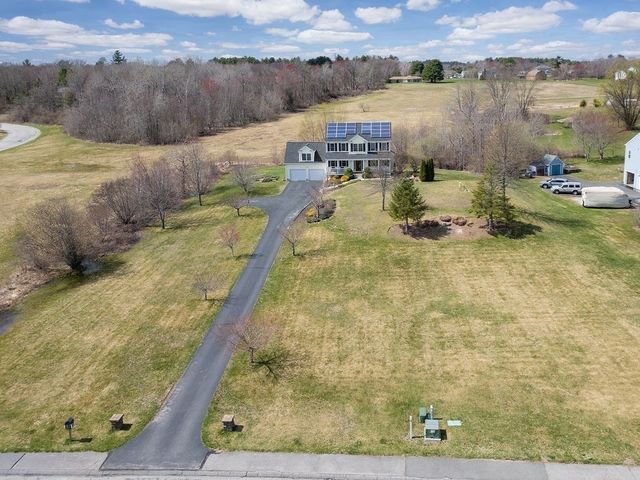 9 White Rd, Mendon, MA 01756