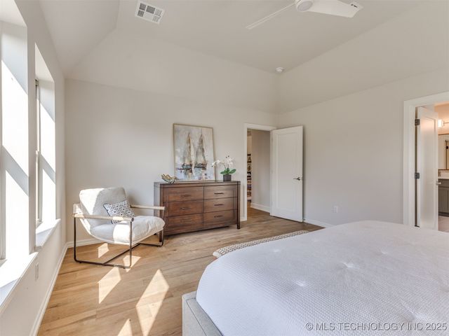 7117 E Queens Street, Broken Arrow, OK 74014