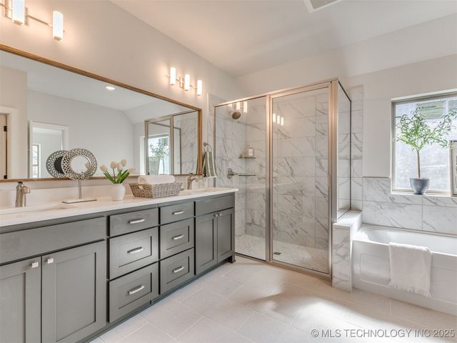 7117 E Queens Street, Broken Arrow, OK 74014