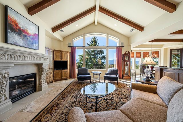 4506 Pinnacle Drive, Medford, OR 97504