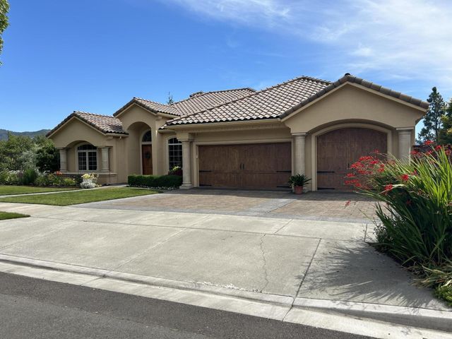 4506 Pinnacle Drive, Medford, OR 97504