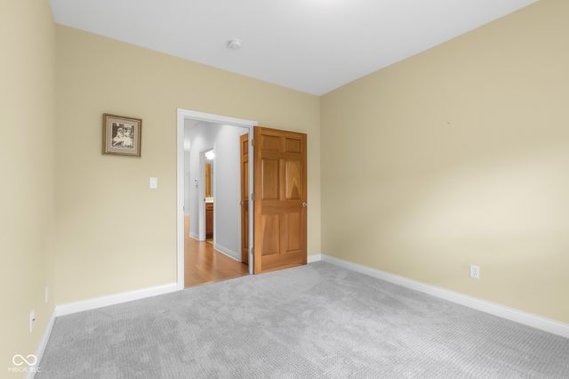 5029 Anna Maria Drive, Columbus, IN 47203