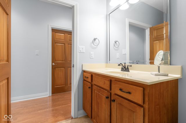 5029 Anna Maria Drive, Columbus, IN 47203