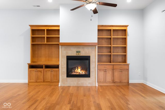5029 Anna Maria Drive, Columbus, IN 47203