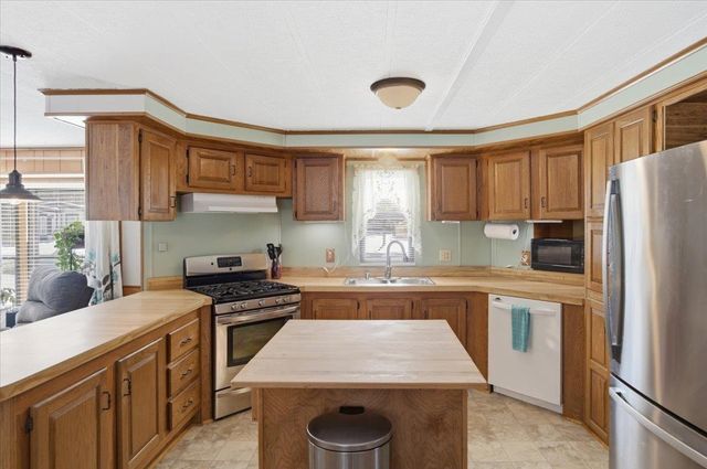 838 Middlewood Road, Williston, VT 05495