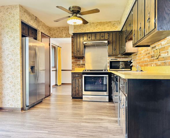 3036 Sunrise Drive, Crown Point, IN 46307