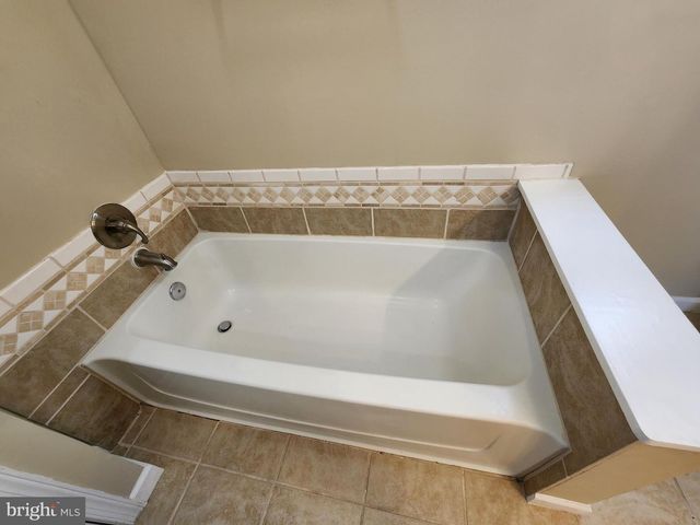 307 E MARBLE ST, Mechanicsburg, PA 17055