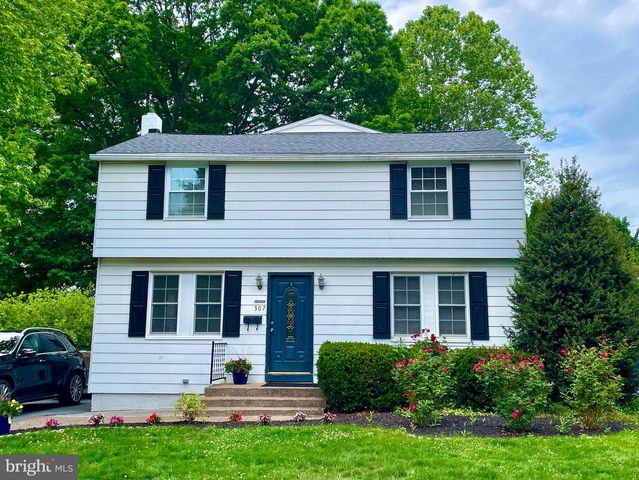 307 E MARBLE ST, Mechanicsburg, PA 17055