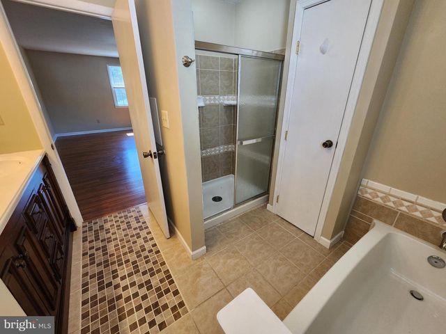 307 E MARBLE ST, Mechanicsburg, PA 17055