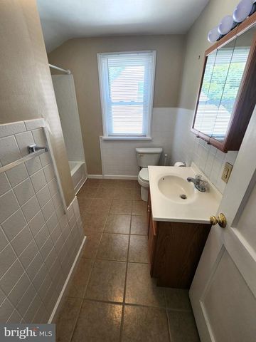 307 E MARBLE ST, Mechanicsburg, PA 17055
