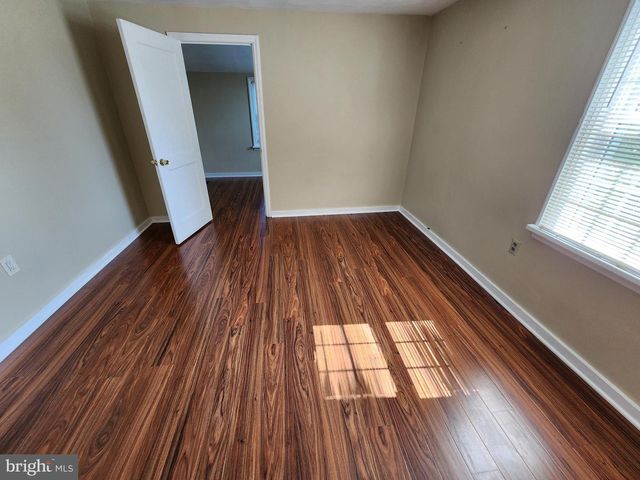 307 E MARBLE ST, Mechanicsburg, PA 17055