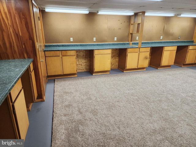 307 E MARBLE ST, Mechanicsburg, PA 17055