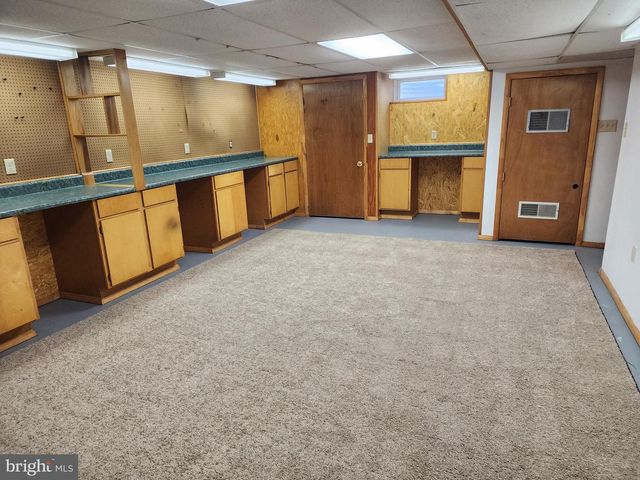 307 E MARBLE ST, Mechanicsburg, PA 17055