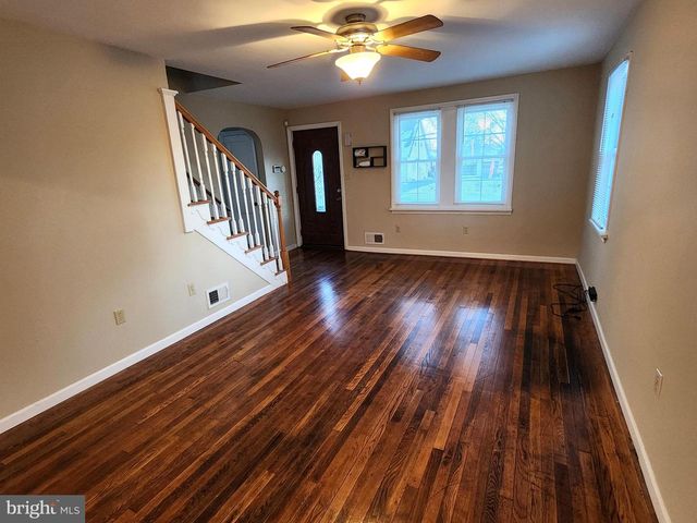 307 E MARBLE ST, Mechanicsburg, PA 17055
