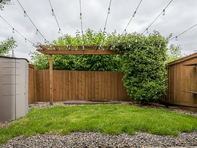 4943 Se LUCAS Ct, Milwaukie, OR 97267