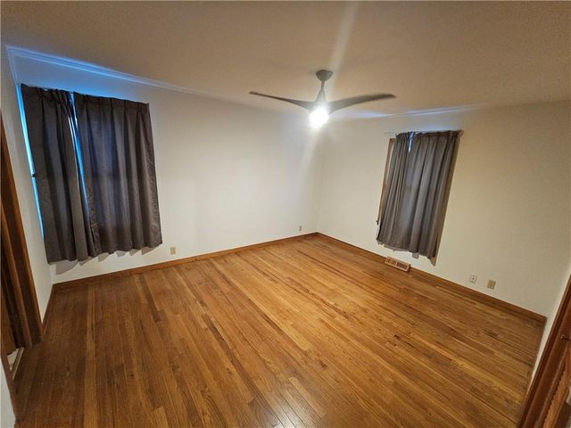 1107 S 2nd Street, Leavenworth, KS 66048