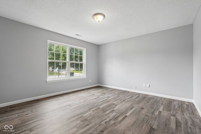 7642 Hidden Valley Lane, Indianapolis, IN 46239