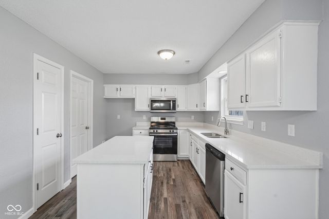 7642 Hidden Valley Lane, Indianapolis, IN 46239