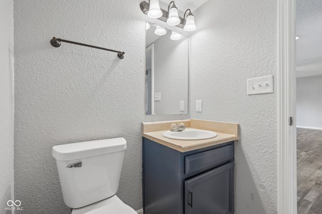 7642 Hidden Valley Lane, Indianapolis, IN 46239