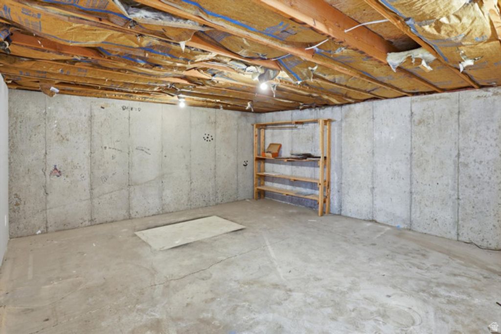 Image 24 of property listing at 6985 N 2550 W, Honeyville, UT 84314