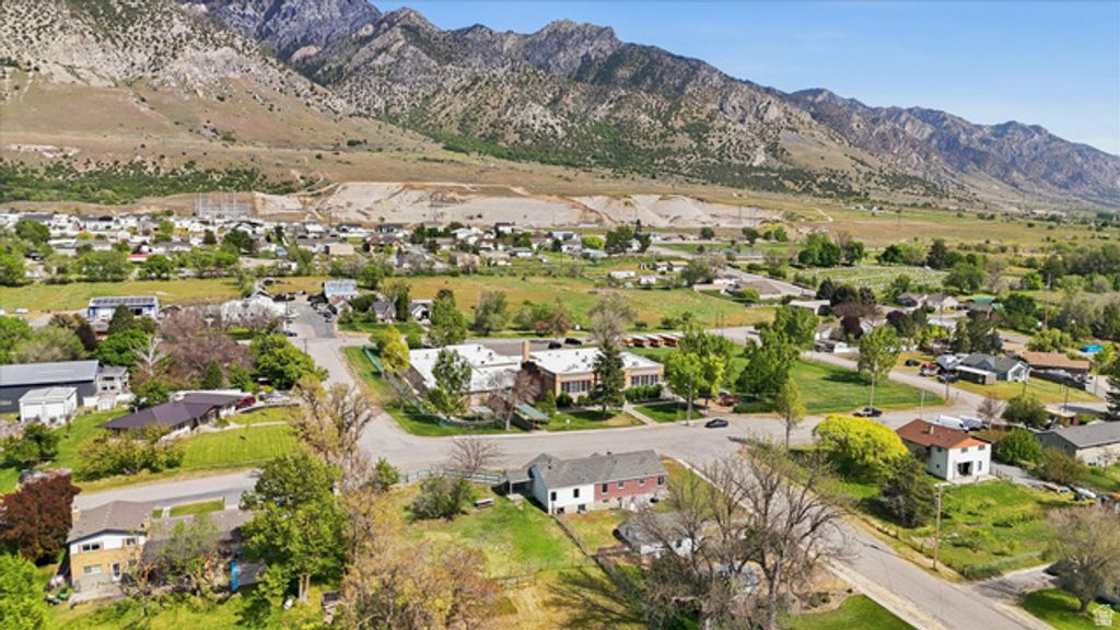 Image 35 of property listing at 6985 N 2550 W, Honeyville, UT 84314