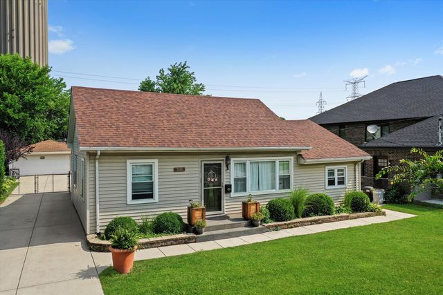 7030 W 84th Street, Burbank, IL 60459