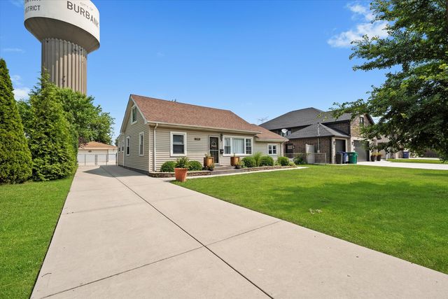 7030 W 84th Street, Burbank, IL 60459