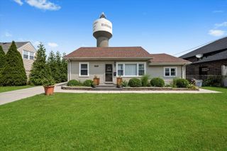 7030 W 84th Street, Burbank, IL 60459