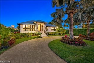 1585 Mullet LN, Naples, FL 34102