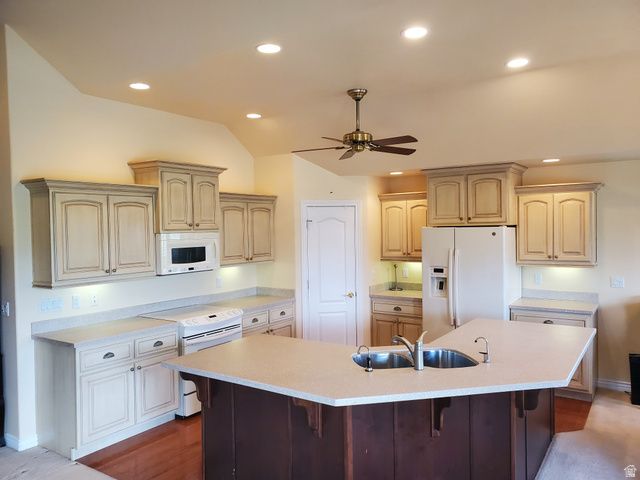 5586 S 250 E, Washington Terrace, UT 84405
