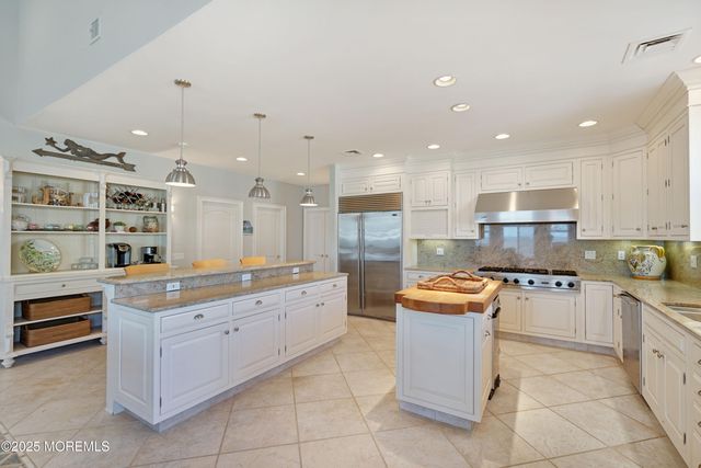 233 Beachfront 3, Manasquan, NJ 08736