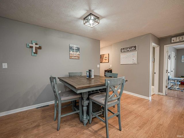 6424 Highcroft Drive, Evansville, IN 47715