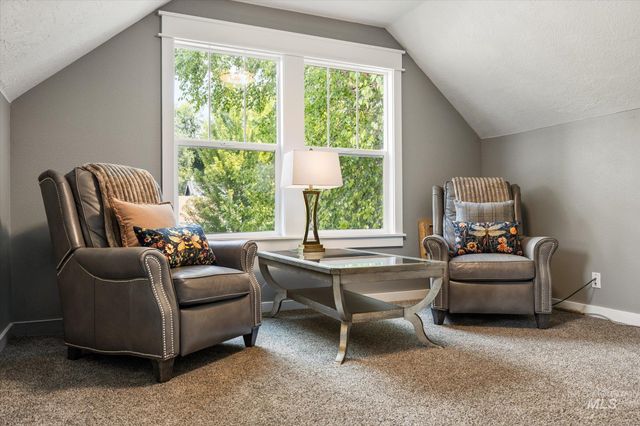 2551 W Breneman St, Boise, ID 83702