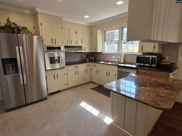 6048 WoodVine, Columbia, SC 29206