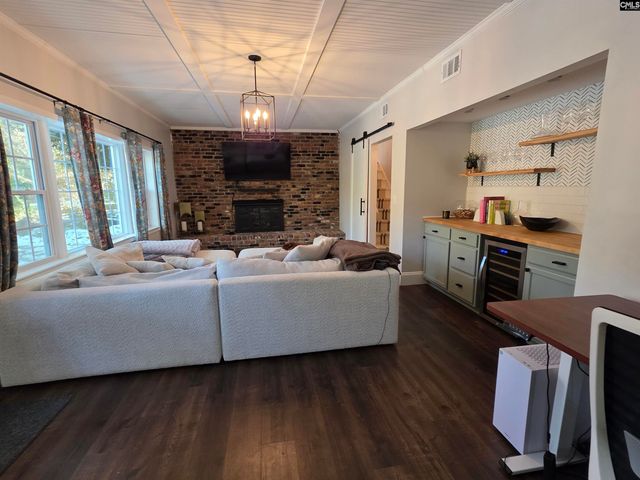 6048 WoodVine, Columbia, SC 29206