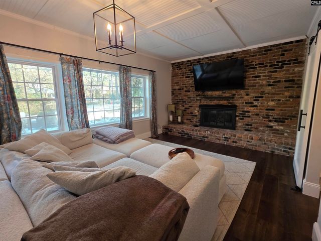 6048 WoodVine, Columbia, SC 29206