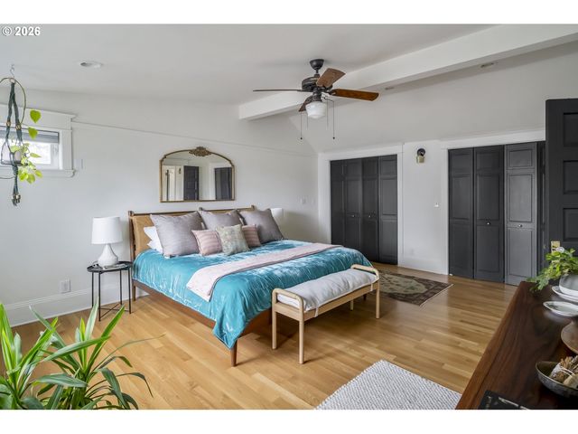 7027 N MOORE Ave, Portland, OR 97217