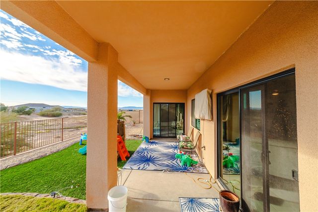 6250 S Vista Laguna Drive, Fort Mohave, AZ 86426