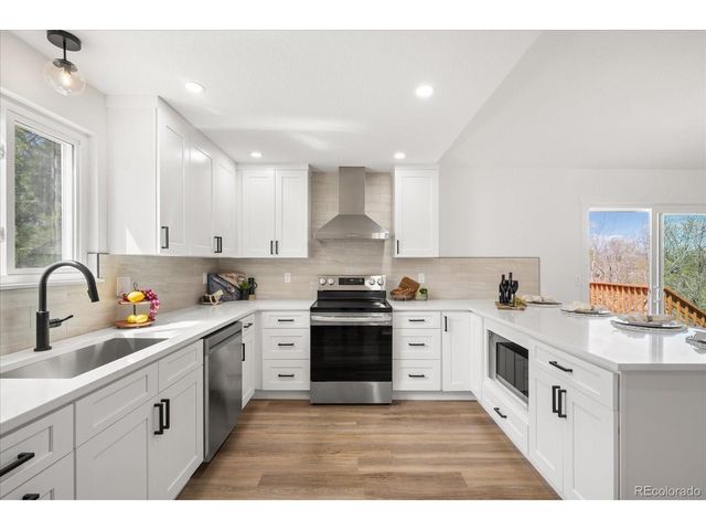 7715 Estes Ct, Arvada, CO 80005