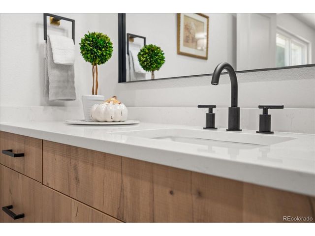 7715 Estes Ct, Arvada, CO 80005