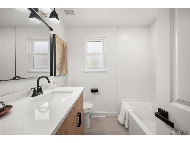 7715 Estes Ct, Arvada, CO 80005