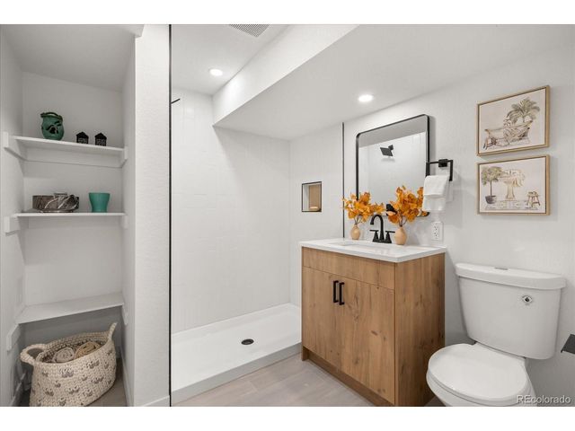 7715 Estes Ct, Arvada, CO 80005