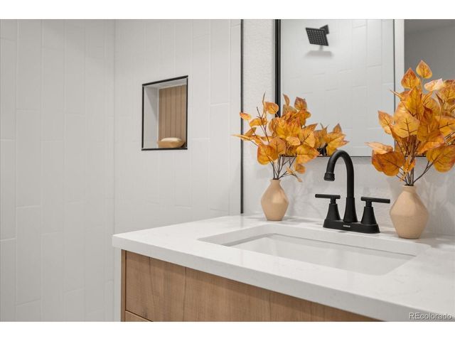 7715 Estes Ct, Arvada, CO 80005