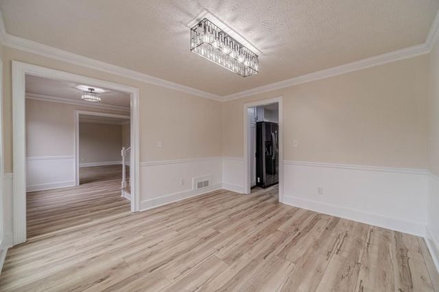 380 Cardigan SW Circle, Lilburn, GA 30047