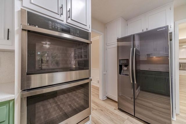 380 Cardigan SW Circle, Lilburn, GA 30047