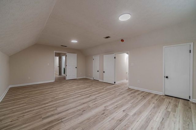 380 Cardigan SW Circle, Lilburn, GA 30047